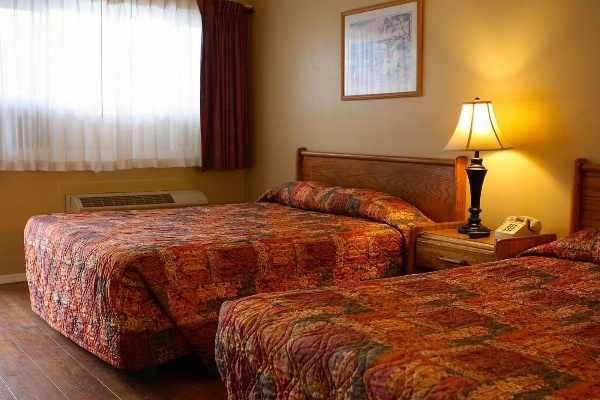 San Luis Inn and Suites image 2