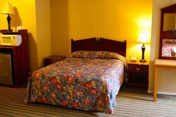 San Luis Inn and Suites image 8